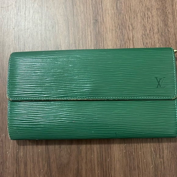 Louis Vuitton Bifold wallet - Picture 1 of 7